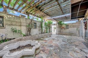 504 N Main - Photo 24