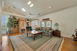 504 N Main - Photo 26