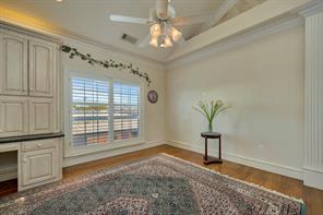 504 N Main - Photo 31