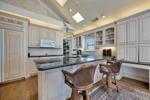 504 N Main - Photo 32