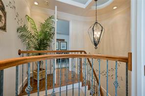 504 N Main - Photo 34