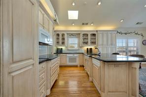504 N Main - Photo 35