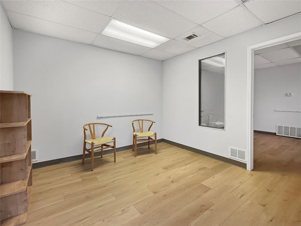 1403 Oak Knoll Drive - Photo 7