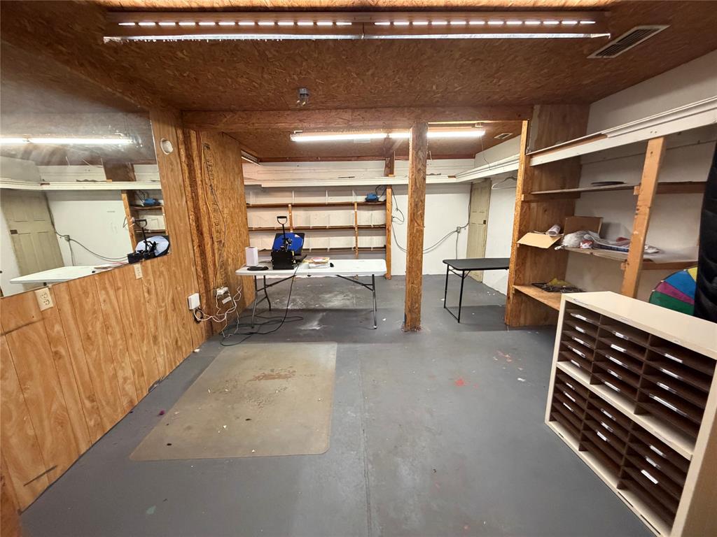412 N Main Street N - Photo 6