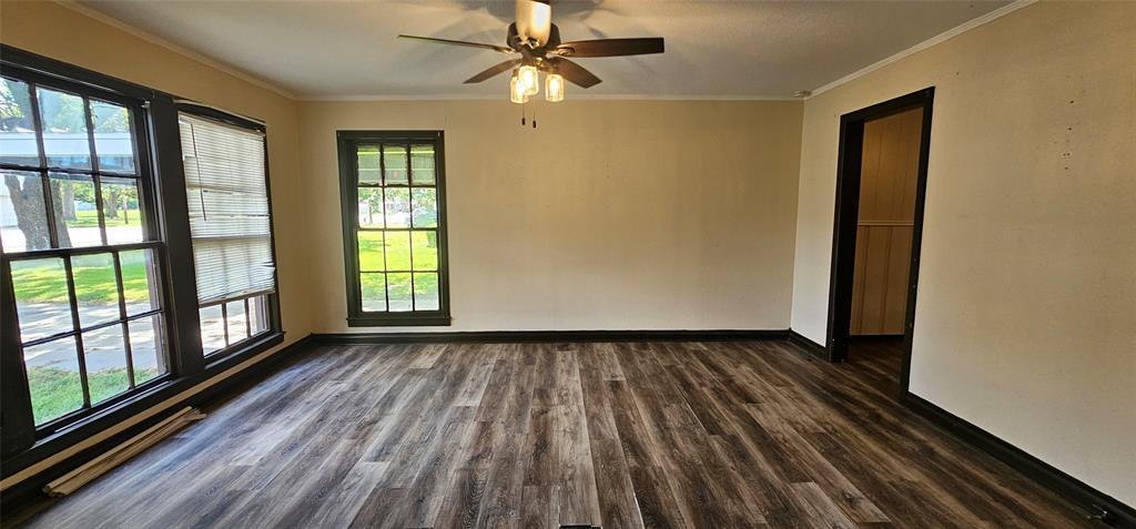 401 E Pine Street - Photo 6