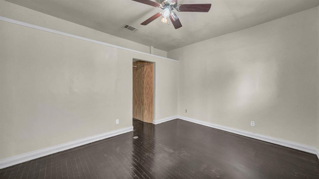 900 A E Hubbard Street - Photo 5