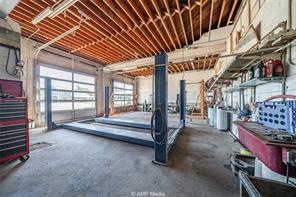 413 N Swenson Street - Photo 5