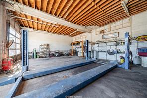 413 N Swenson Street - Photo 7