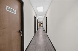 817 W Jefferson Boulevard - Photo 23
