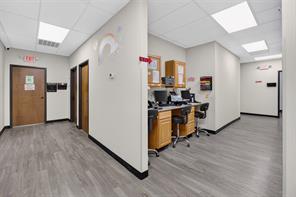 817 W Jefferson Boulevard - Photo 24