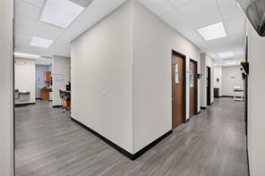 817 W Jefferson Boulevard - Photo 29