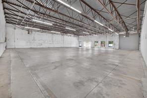 817 W Jefferson Boulevard - Photo 36