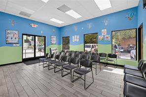 817 W Jefferson Boulevard - Photo 8