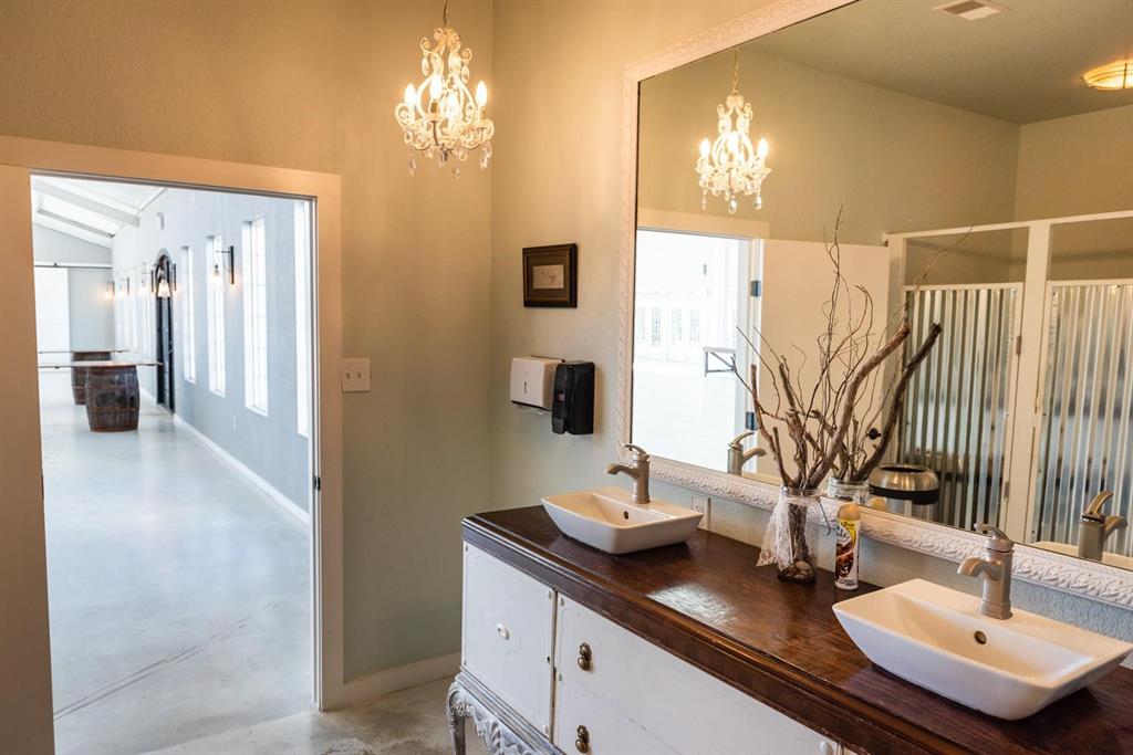 792 County Road 4945 - Photo 16