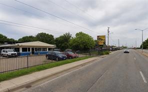 6855 Scyene Road - Photo 2