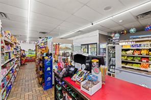 1833 Fm 730 N - Photo 13