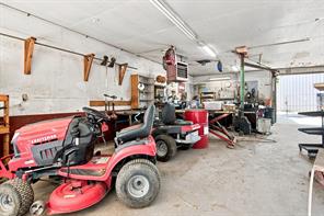 205 W 4th Street - Photo 14