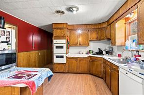 205 W 4th Street - Photo 23