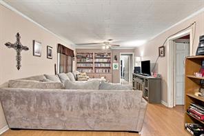 205 W 4th Street - Photo 24