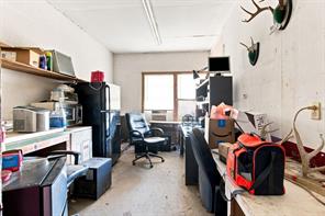 205 W 4th Street - Photo 3
