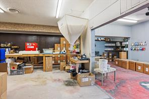 1409 Barnard Street - Photo 24