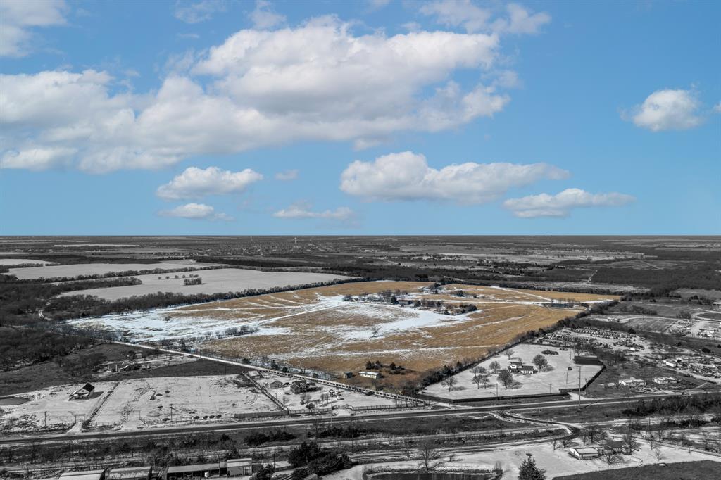 5080 County Road 2664 - Photo 1