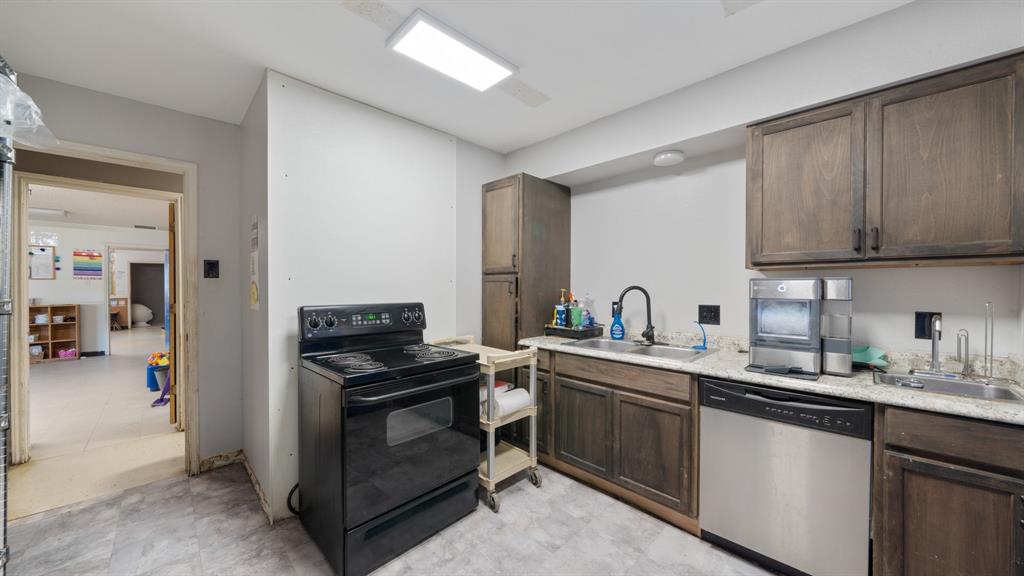 1409 W South Commerce Street - Photo 30