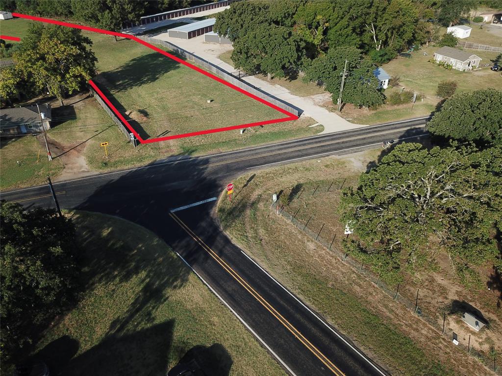 1270 FM  279 - Photo 1