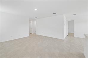 1477 Yachtclub Drive - Photo 5