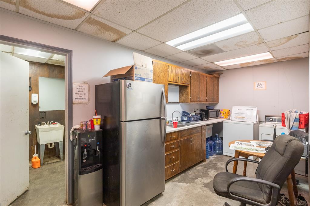 917 Oil Center Drive - Photo 19