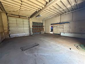 221 N Birch Avenue - Photo 3