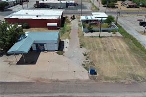 221 N Birch Avenue - Photo 9