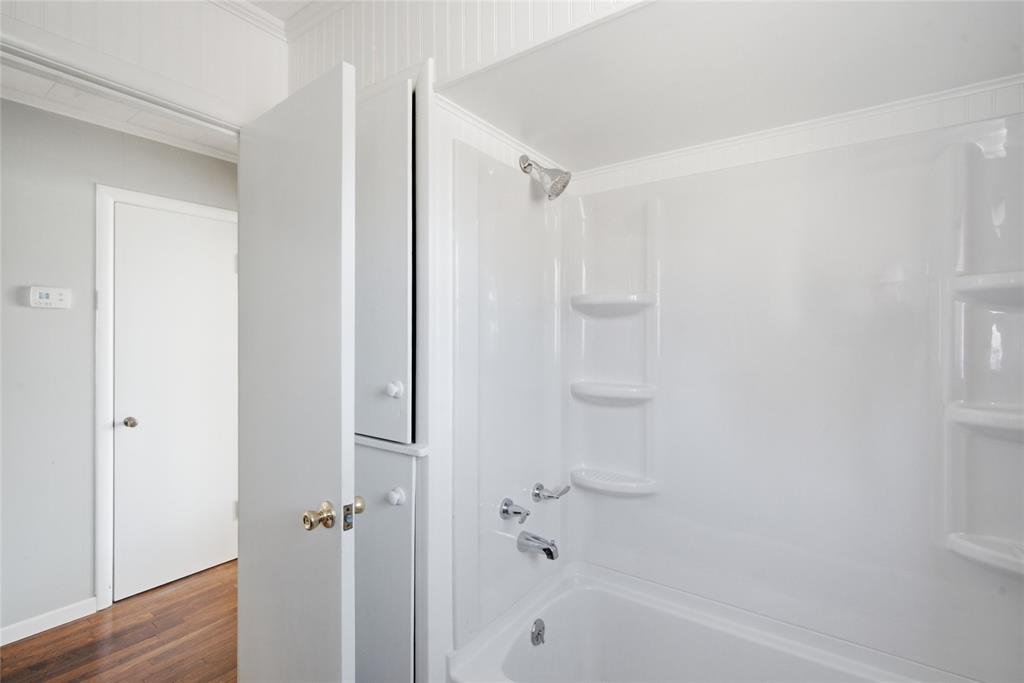 700 E Main Street - Photo 11