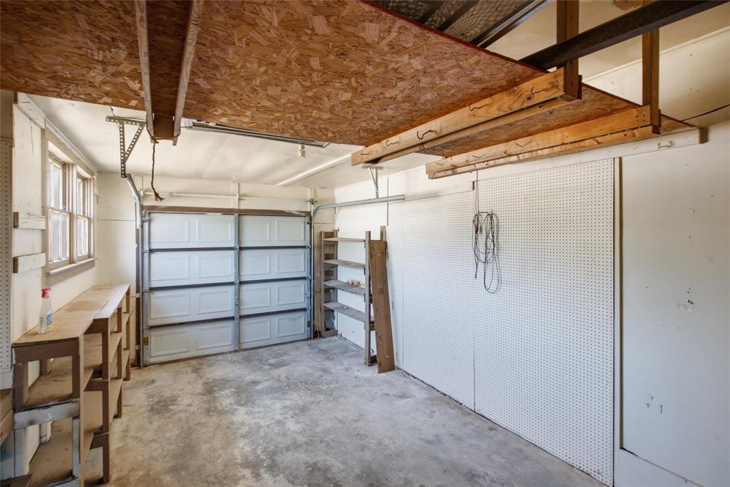 700 E Main Street - Photo 21