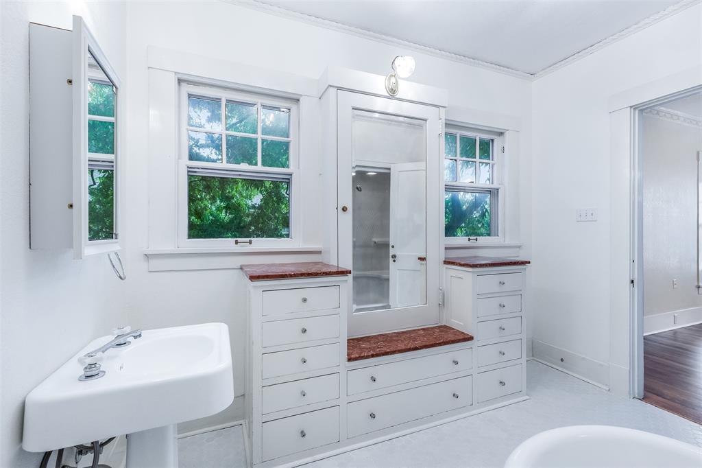 721 W Washington Street - Photo 29