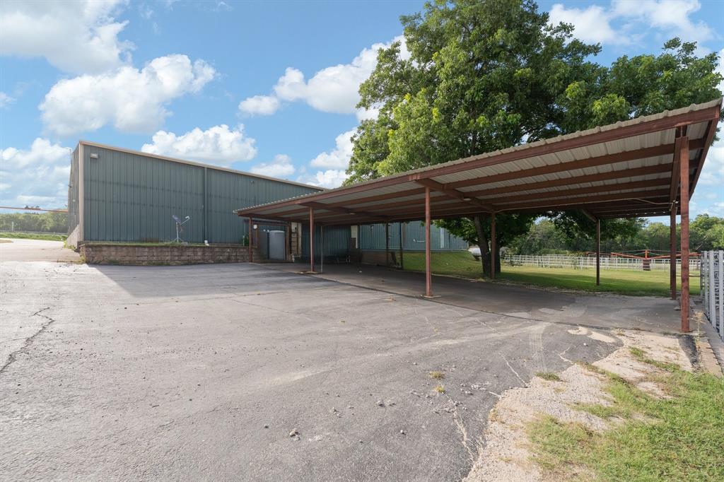 6100 S Interstate 35W W - Photo 11