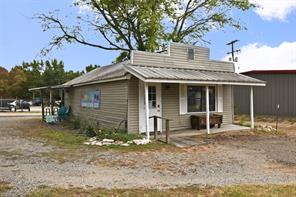 415 W Bermuda Street - Photo 2
