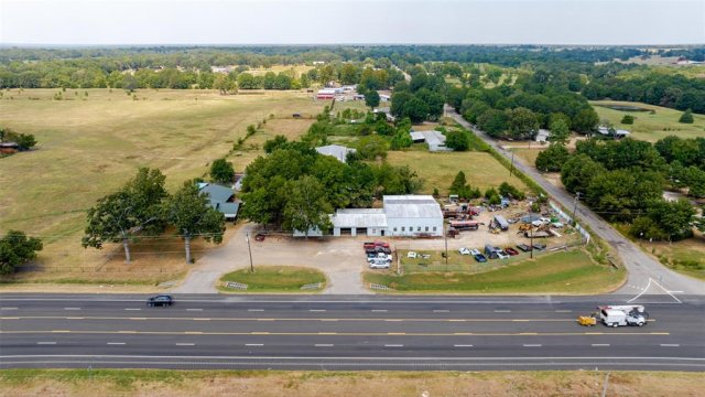 4687 E Highway 82