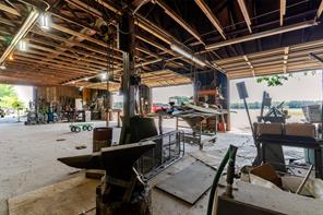 4687 E Highway 82 - Photo 34