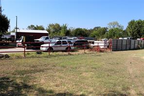 9820 E Highway 175 - Photo 5