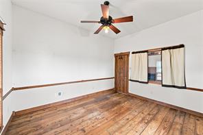 5542 FM 933 - Photo 19