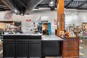 503 E Commerce Street - Photo 6