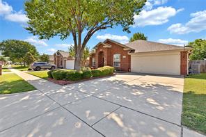 1065 Springhill Drive - Photo 2