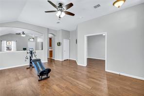 1065 Springhill Drive - Photo 5