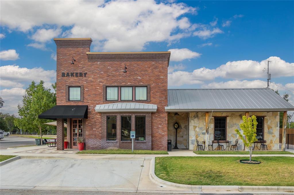 301 E Brown Street - Photo 7