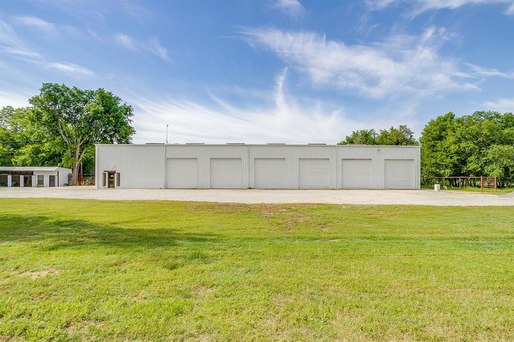 1600 FM 3433 - Photo 3