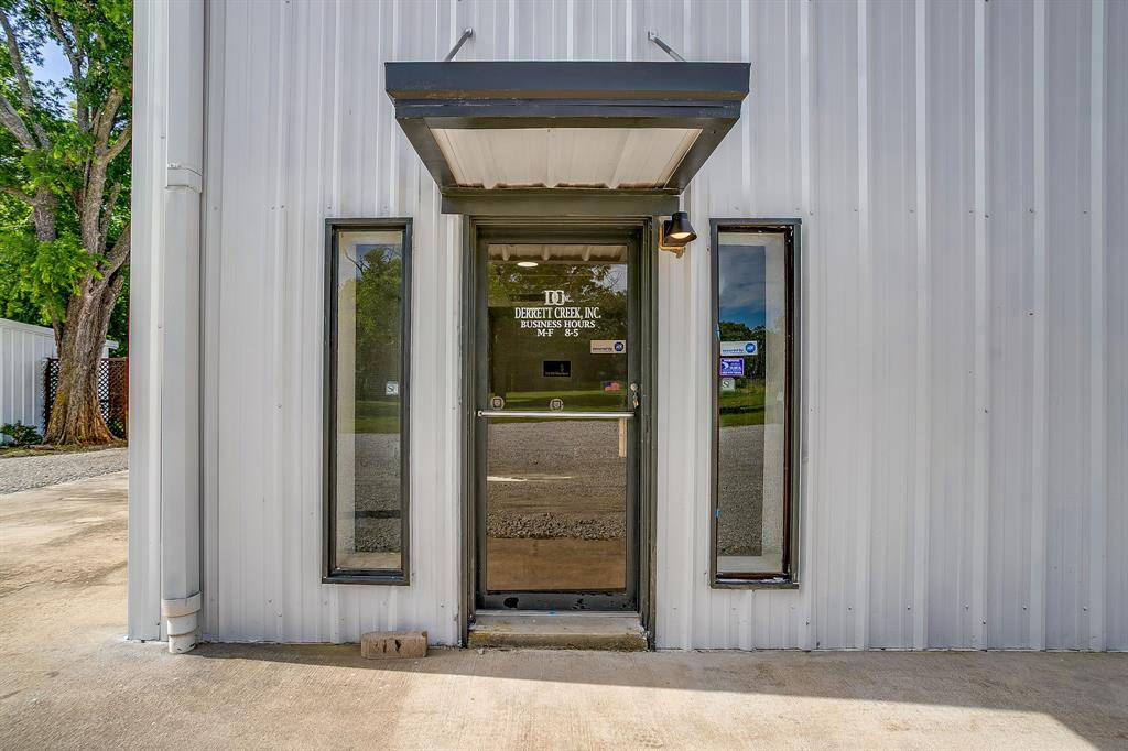 1600 FM 3433 - Photo 8