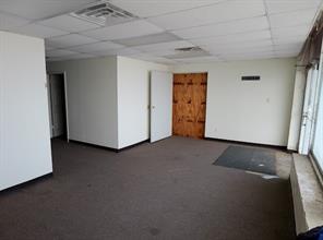 401 E Texas Avenue - Photo 8