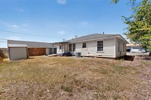 3004 Hickory Tree Road - Photo 32