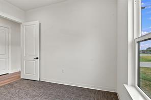108 E 6th Street - Photo 17